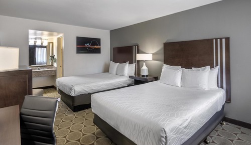 Standard Room, 2 Queen Beds, Non Smoking (Pet Friendly)