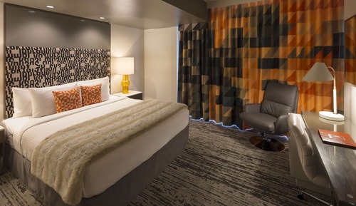 Standard Room, 1 King Bed, Non Smoking, City View