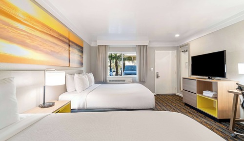 Premier Room, 2 Queen Beds, Accessible, Non Smoking (Mobility/Hearing Impaired)