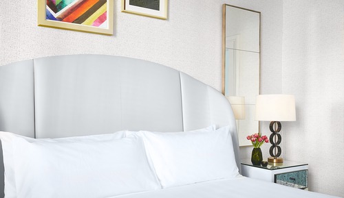 Deluxe Room, 1 King Bed