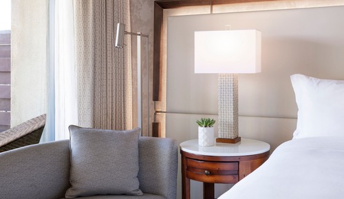 Room, 1 King Bed, Balcony