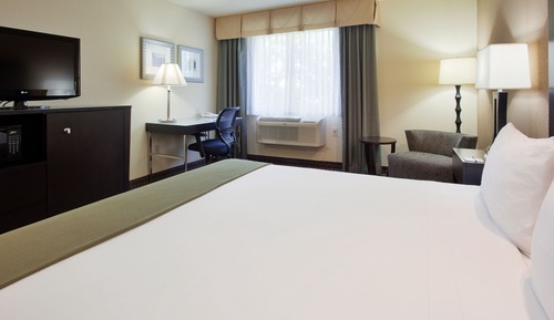 Standard Room, 1 Queen Bed, Hearing Accessible