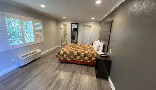 Superior Room, 1 King Bed, Non Smoking