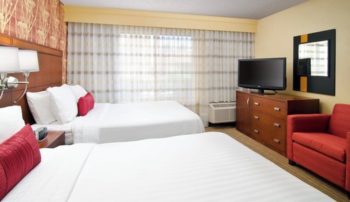 Room, 2 Queen Beds