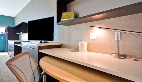 Studio Suite, 1 King Bed, Non Smoking