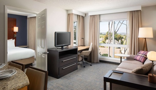 Suite, Multiple Beds (Two Bedroom)