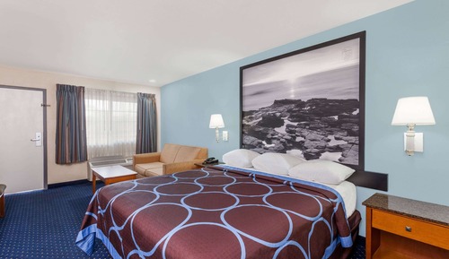 Upgraded, Room, 1 King Bed, Non Smoking