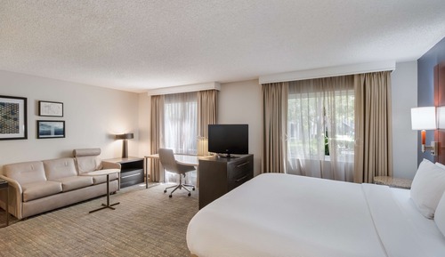 Suite, Multiple Beds, Accessible (Mobility Roll in Shower Two Bedrooms)