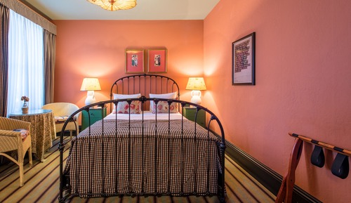 Design Room, 1 Queen Bed