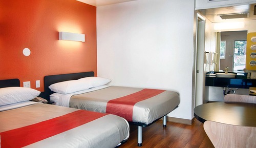 Standard Room, 2 Double Beds, Non Smoking