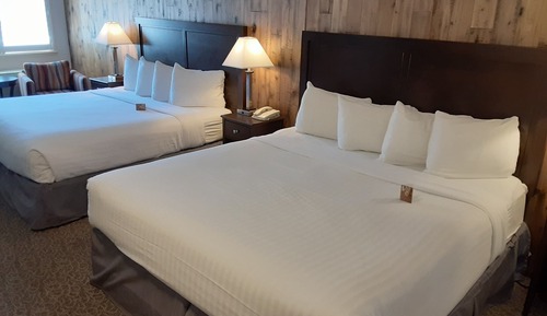 Deluxe Double Room (King)
