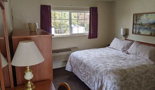 Deluxe Single Room
