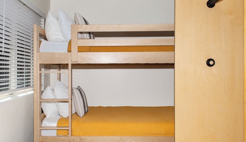 Cabin (Coachman)