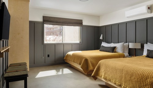 Suite, Multiple Beds