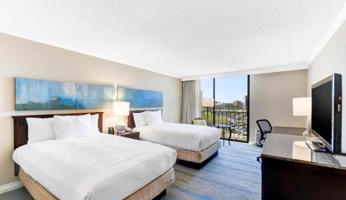 Premium Room with Two Double Beds
