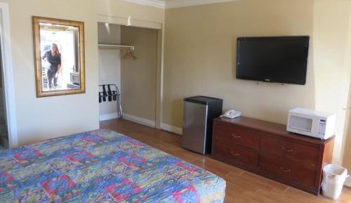 Standard King Room