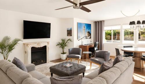 Two-Bedroom Deluxe Apartment with Garden View