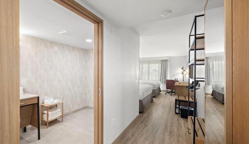 Queen Room with Two Queen Beds - Mobility Accessible