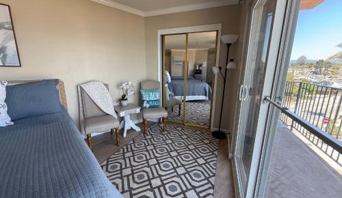 Queen Suite with Sea View