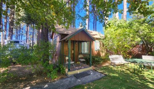 One-Bedroom Bungalow
