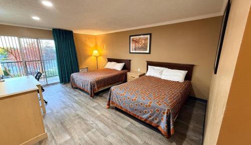 Queen Room with Two Queen Beds
