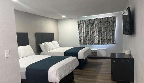 Quadruple Room - Non-Smoking
