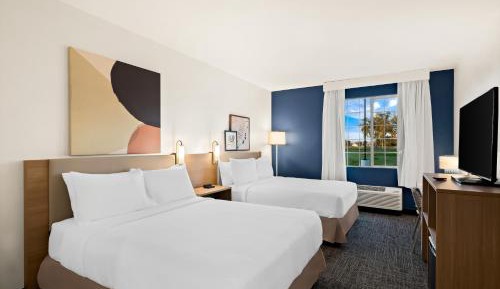 Queen Room with Two Queen Beds