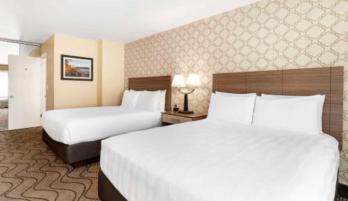 Queen Room with Two Queen Beds and Kitchenette