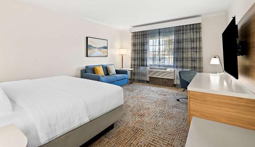 King Room with King Bed - Non-Smoking