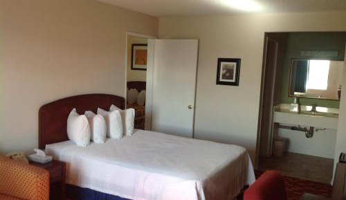 Two-Bedroom Suite