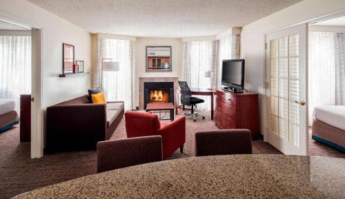 Two-Bedroom Suite