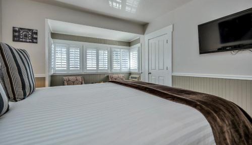 King Room with Spa Bath