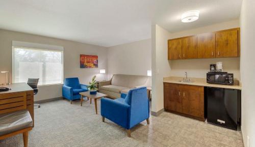 King Suite with Sofa Bed - Non-Smoking
