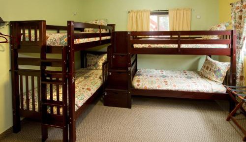 Bed in 6-Bed Mixed Dormitory Room
