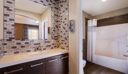 Standard Double Room - Non-Smoking