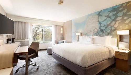 King Room with Sofa Bed
