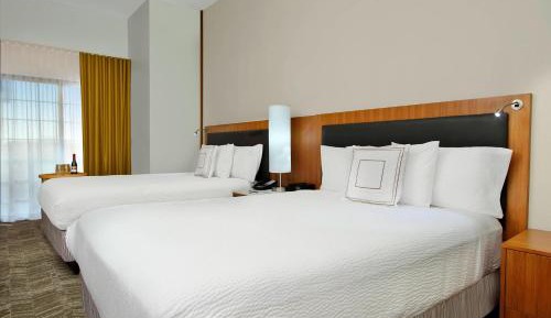 Queen Suite with Two Queen Beds