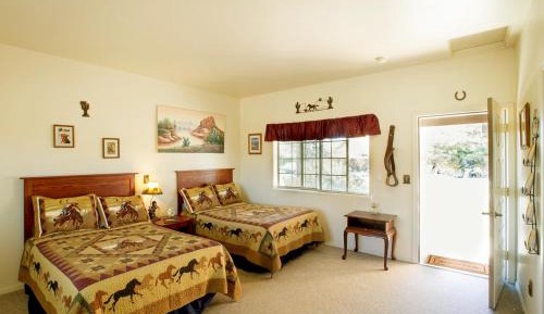 Quadruple Room with Mountain View