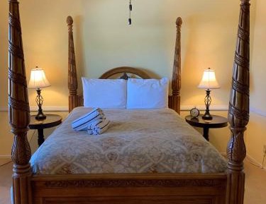 Queen Room