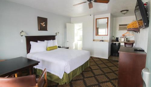 Queen Room