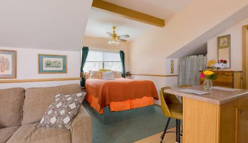 Queen Suite