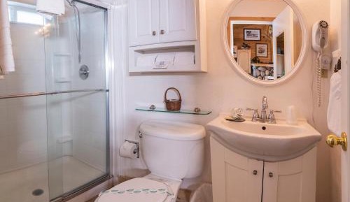 Queen Room , The Angler