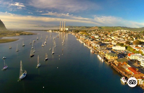 Morro Bay Hotel | 456 Embarcadero Inn & Suites