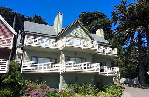 Point Arena Hotel | Wharf Master's Inn
