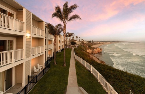 Motel District Hotel | Pismo Lighthouse Suites