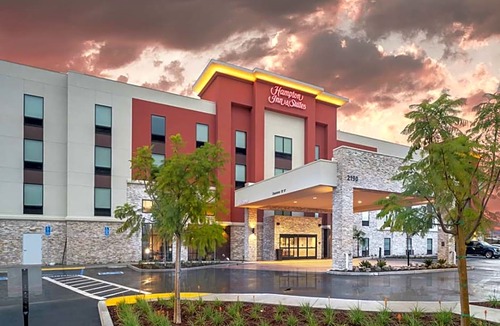 Santa Maria Hotel | Hampton Inn & Suites Santa Maria