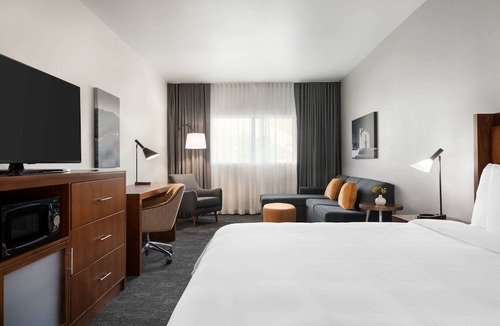 San Luis Obispo Hotel | La Quinta Inn & Suites by Wyndham San Luis Obispo Downtown