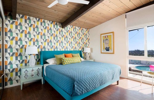 Lincoln Acres House | Chic Mid - Century Gem - Pool and Hot Tub Views