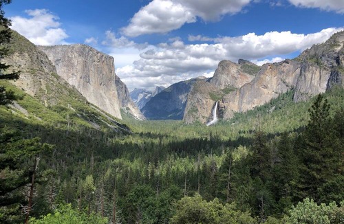 Oakhurst Cottage | EAGLES NEST - Located just 20 Minutes from YOSEMITE National Park., CA. USA