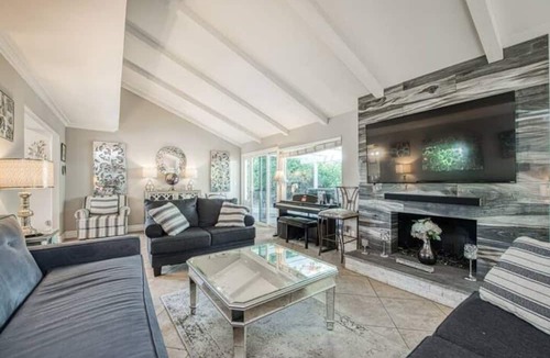 Mission Viejo House | 4Br/3Ba Gem in So. Orange County! Enjoy Lake & Pool Access. Your perfect retreat